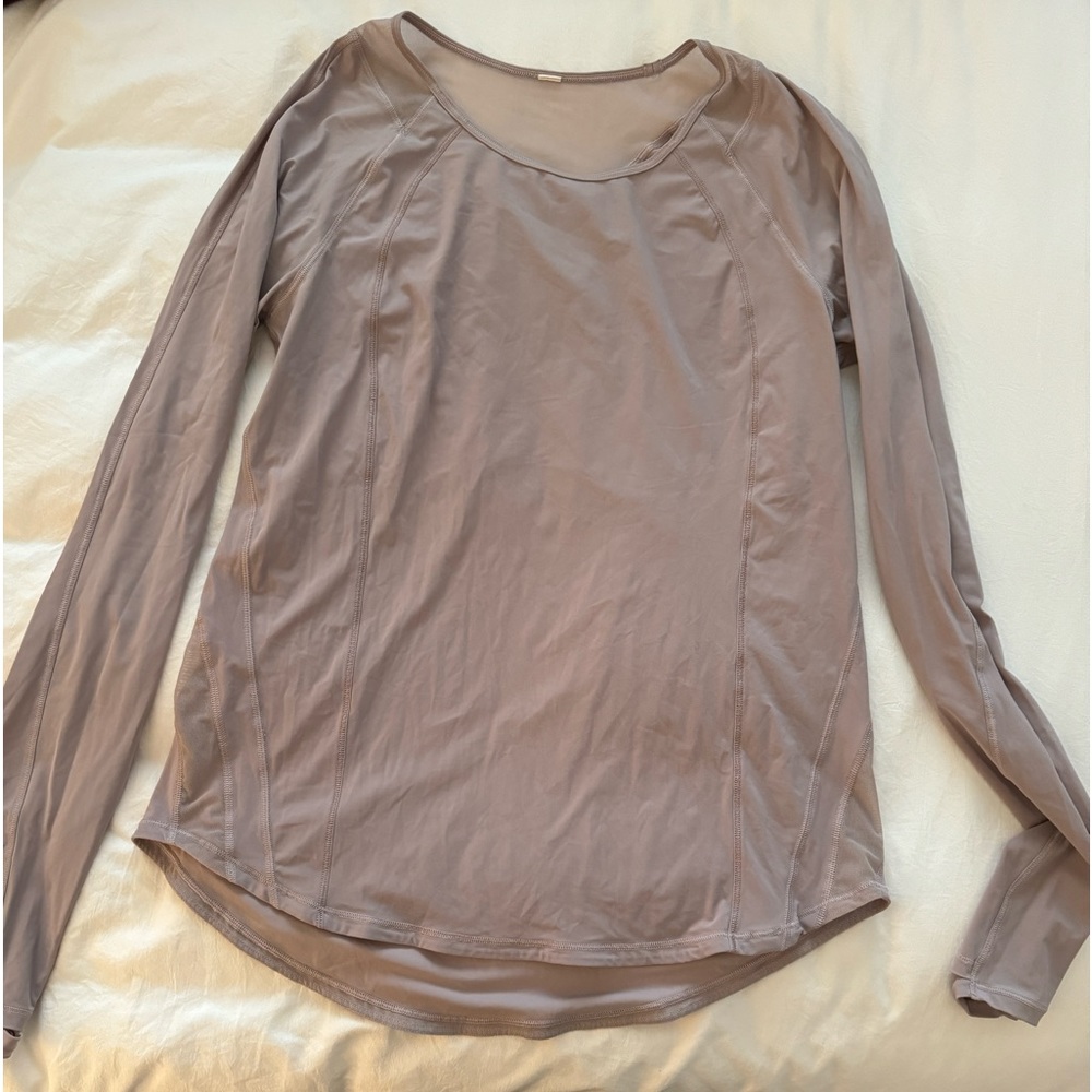 Lululemon size 6 long sleeve